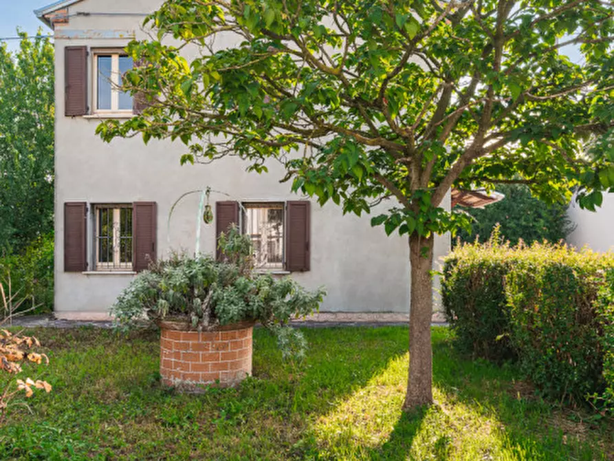 Immagine 2 di Casa indipendente in vendita  in via vittorio veneto 100 a Schivenoglia