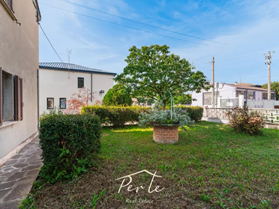 Immagine 9 di Casa indipendente in vendita  in via vittorio veneto 100 a Schivenoglia