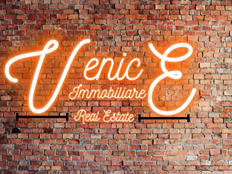 Immagine 9 di Appartamento in vendita  a Venezia