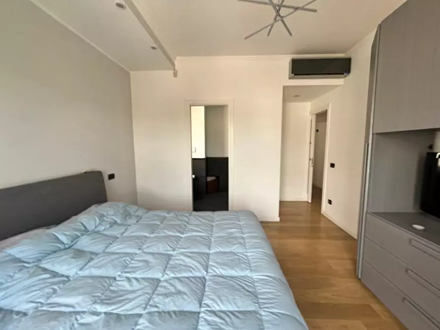 Immagine 22 di Attico in affitto  in Via Flaminia a Roma