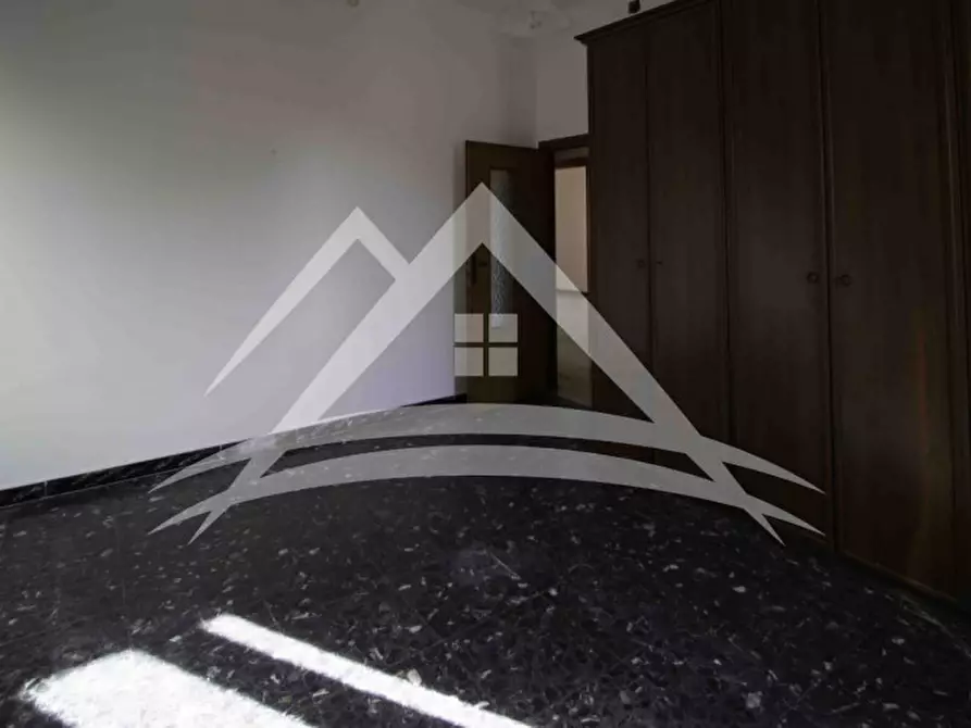 Immagine 10 di Appartamento in vendita  in Via Angioy, 48 a Porto Torres