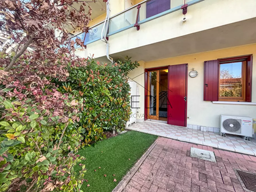 Immagine 10 di Appartamento in vendita  in Viale Europa a Casier