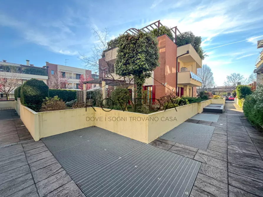 Immagine 14 di Appartamento in vendita  in Viale Europa a Casier