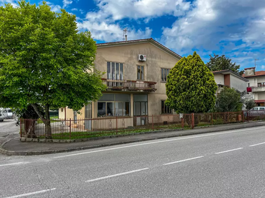 Immagine 3 di Casa indipendente in vendita  in Via Alessandro Volta a Pozzonovo