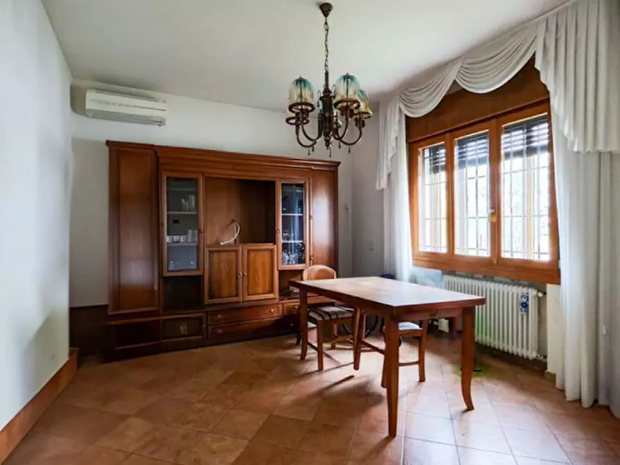 Immagine 4 di Casa indipendente in vendita  in Via Alessandro Volta a Pozzonovo