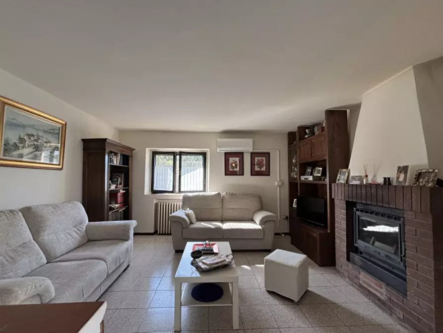 Immagine 7 di Casa indipendente in vendita  in Via Vedole, 30 a Colorno