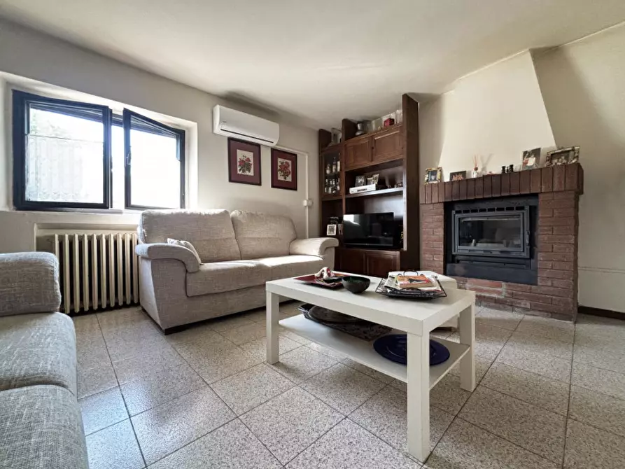 Immagine 10 di Casa indipendente in vendita  in Via Vedole, 30 a Colorno