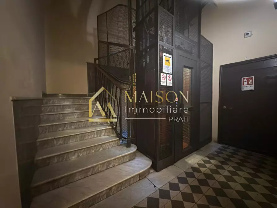 Immagine 4 di Magazzino in affitto  in Via Tacito a Roma