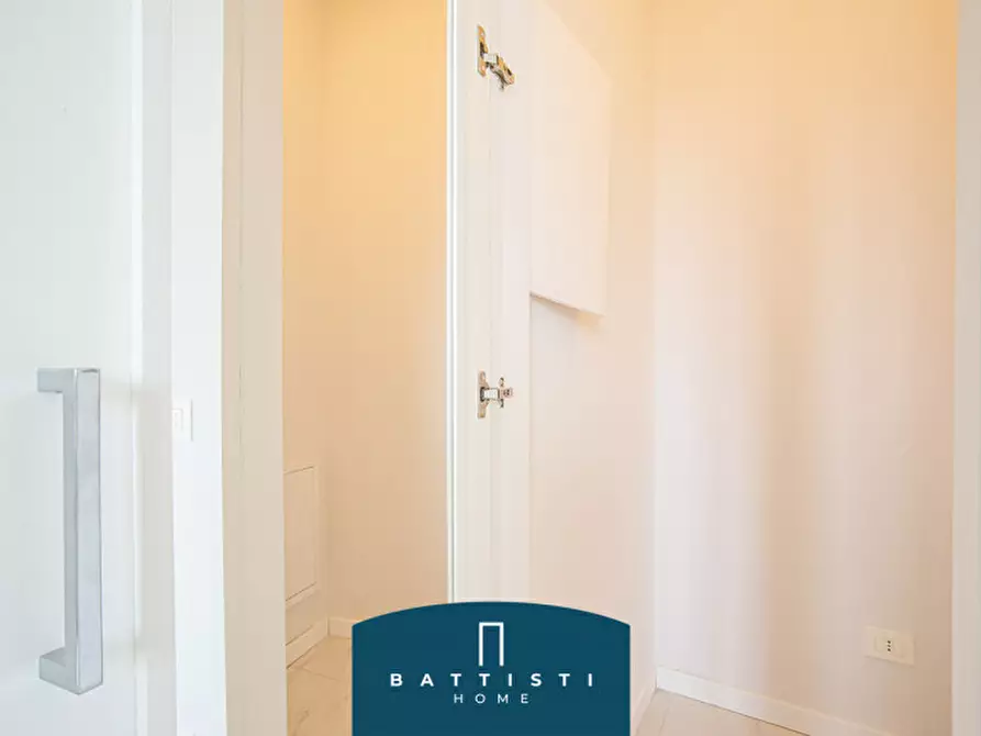 Immagine 13 di Appartamento in affitto  in Via Aniene a Roma