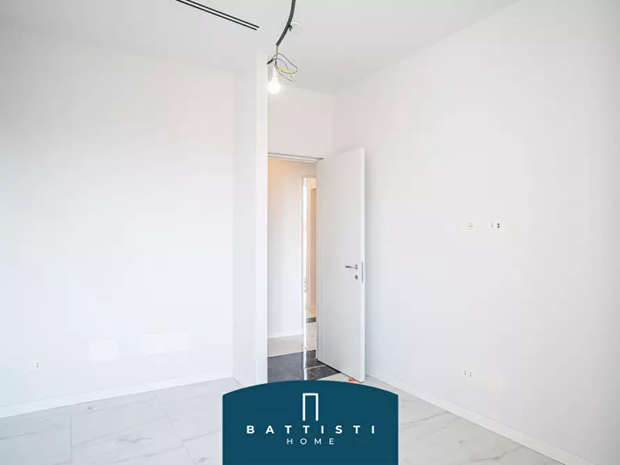 Immagine 13 di Appartamento in affitto  in Via Aniene a Roma