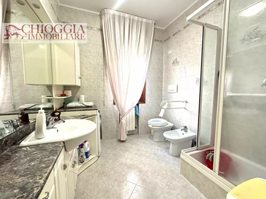 Immagine 13 di Appartamento in vendita  in Via Isola Saloni a Chioggia