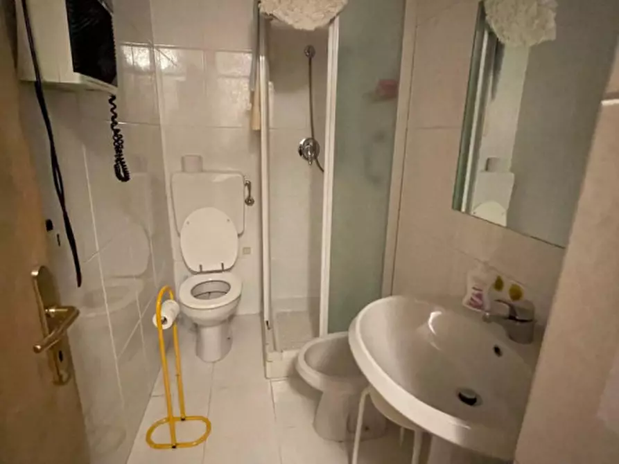 Immagine 4 di Appartamento in affitto  a Venezia