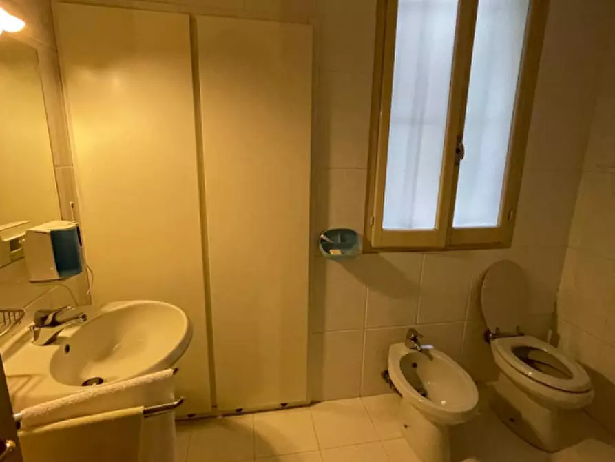 Immagine 7 di Appartamento in affitto  a Venezia