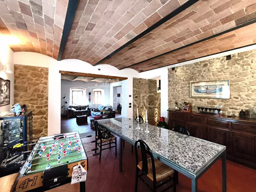 Immagine 7 di Rustico / casale in vendita  a Vinci