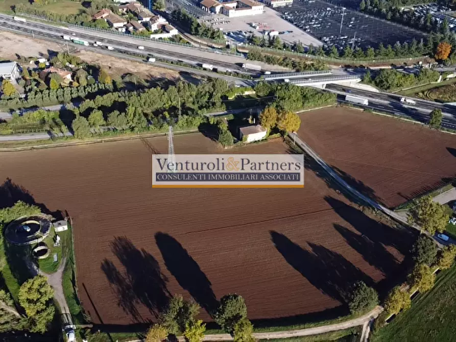 Immagine 5 di Rustico / casale in vendita  a Lonato del Garda