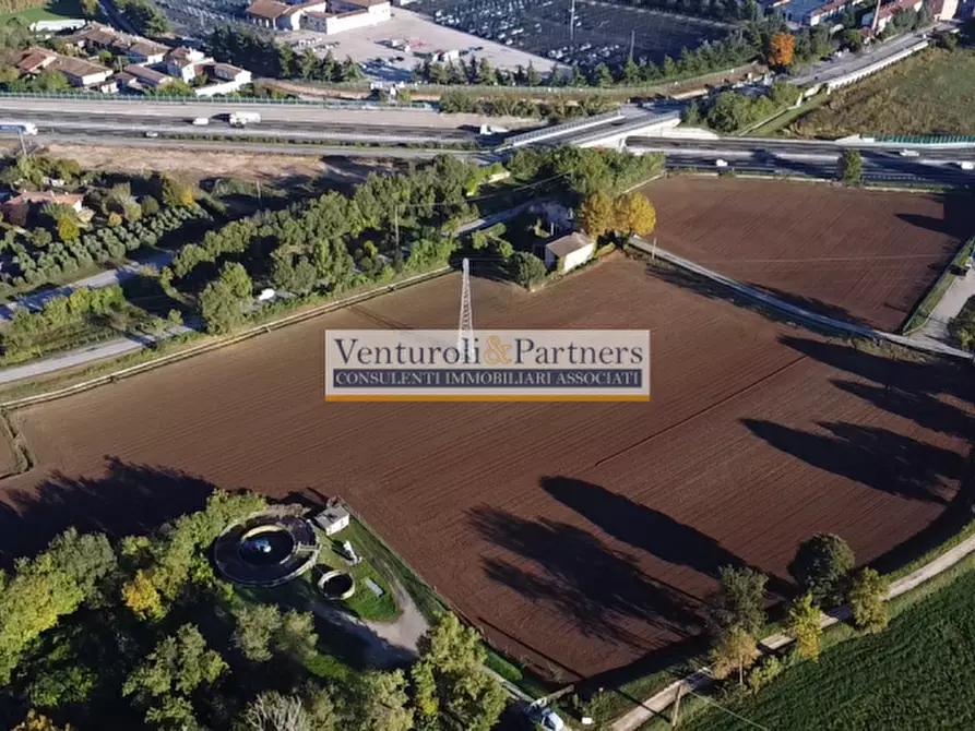 Immagine 6 di Rustico / casale in vendita  a Lonato del Garda