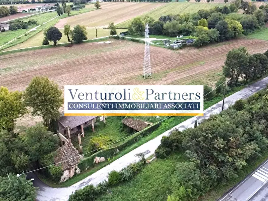 Immagine 10 di Rustico / casale in vendita  a Lonato del Garda