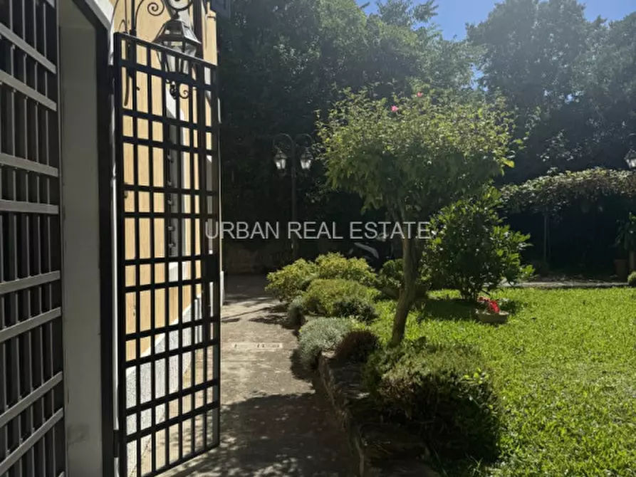 Immagine 25 di Villa in vendita  in VIA DELL'EREMO 11 a Trieste