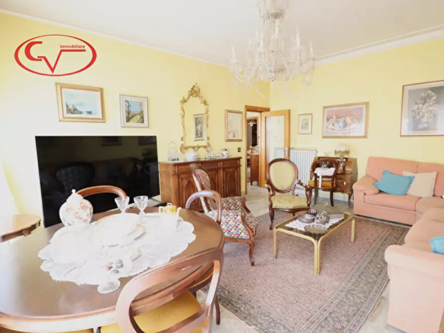 Immagine 10 di Appartamento in vendita  in VIA XIV Luglio a Montevarchi