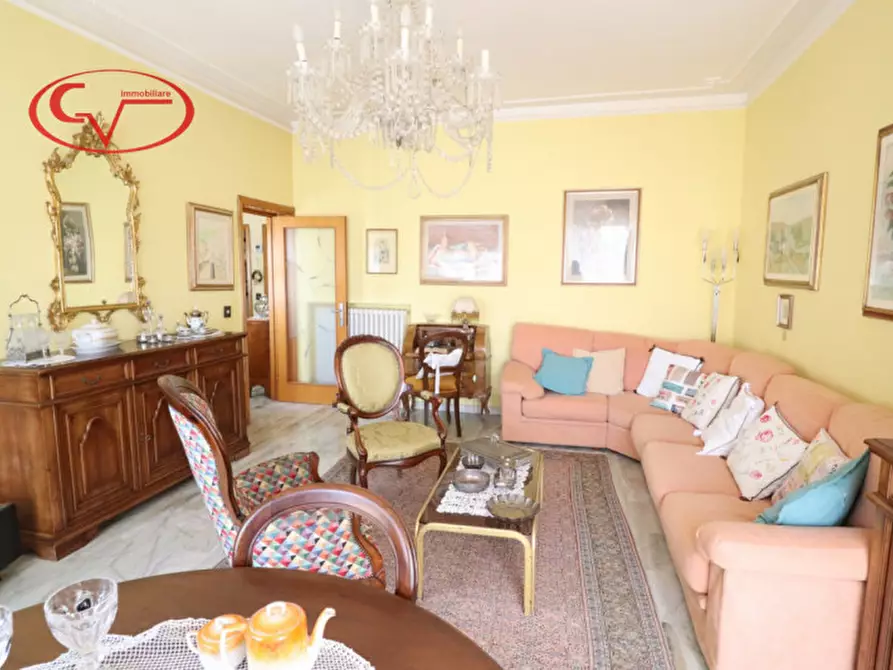 Immagine 11 di Appartamento in vendita  in VIA XIV Luglio a Montevarchi