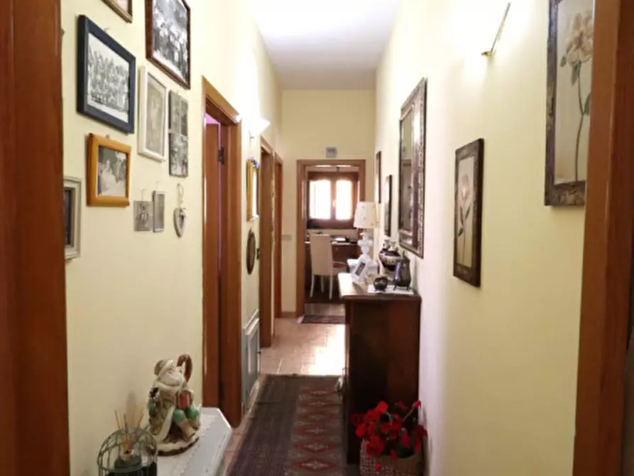 Immagine 19 di Appartamento in vendita  in VIA XIV Luglio a Montevarchi