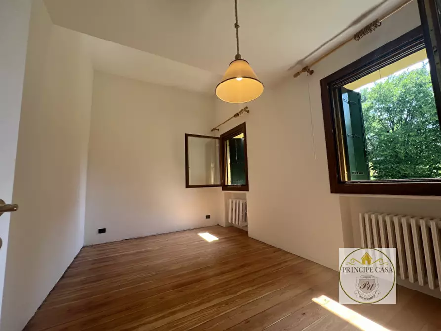 Immagine 14 di Appartamento in vendita  in Via Giuseppe Garibaldi a Este