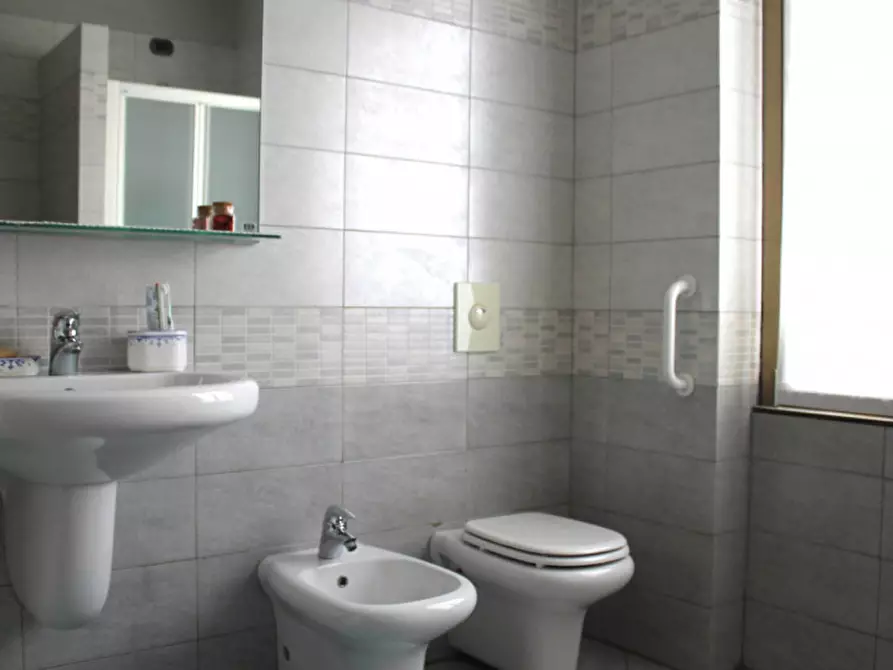 Immagine 17 di Appartamento in vendita  in Via Massimo d'Azeglio 5 a Cernusco Sul Naviglio