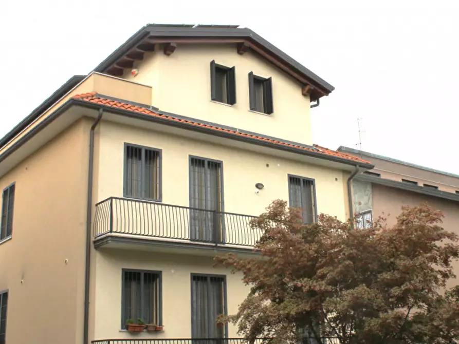 Immagine 53 di Appartamento in vendita  in Via Massimo d'Azeglio 5 a Cernusco Sul Naviglio