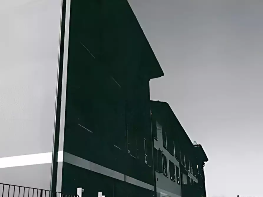 Immagine 10 di Appartamento in vendita  in via Libertà, 2/3 a Gambolo'