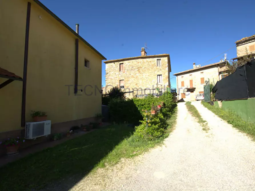 Immagine 5 di Casa indipendente in vendita  a Corciano