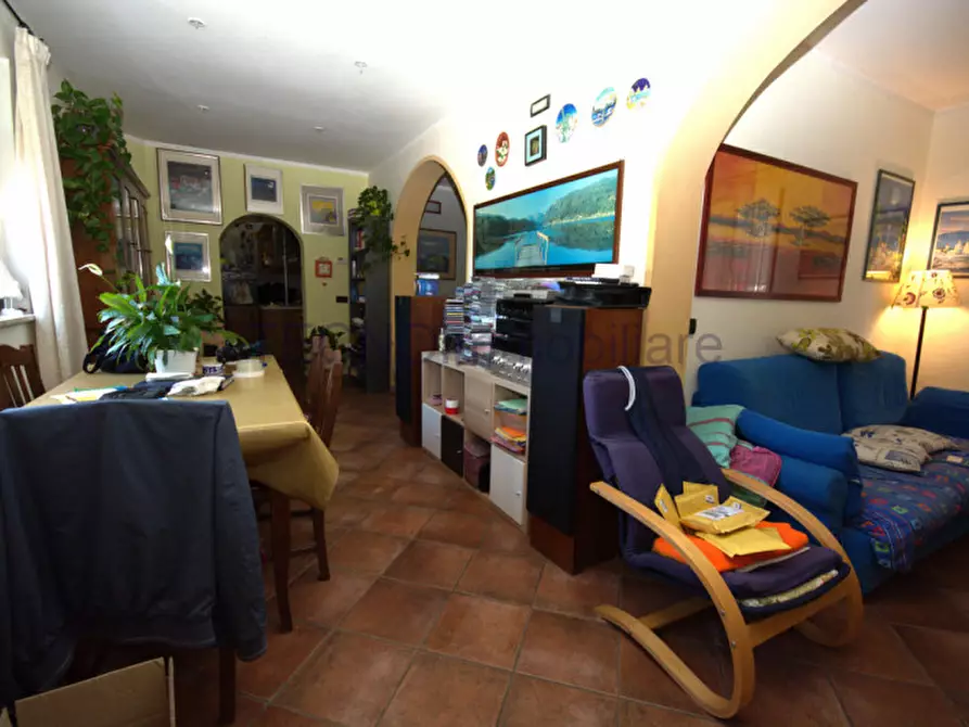 Immagine 9 di Casa indipendente in vendita  a Corciano