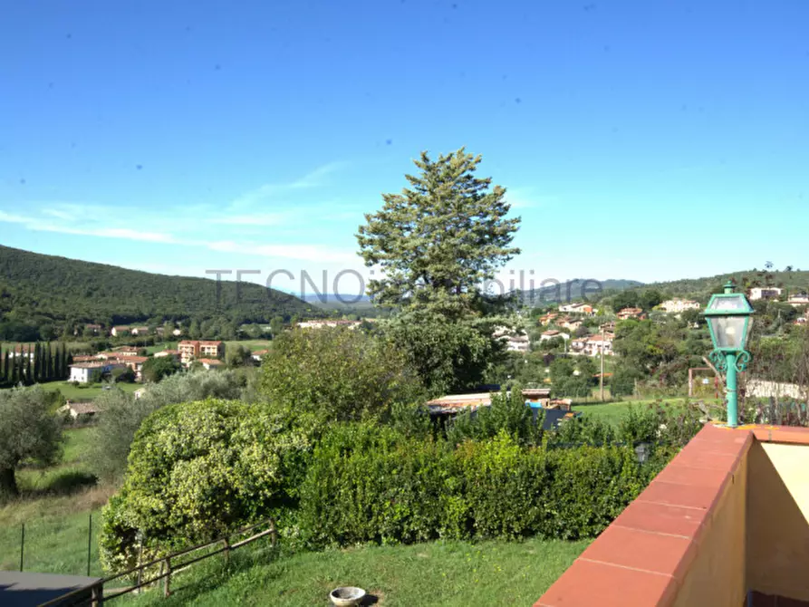 Immagine 28 di Casa indipendente in vendita  a Corciano