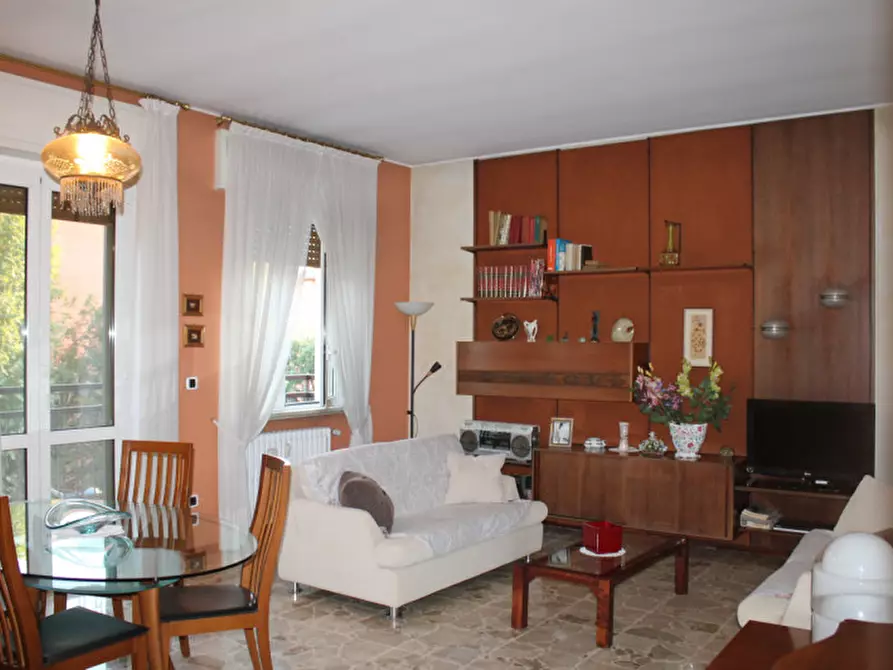 Immagine 21 di Appartamento in vendita  in Via Dante Alighieri 17 a Cernusco Sul Naviglio