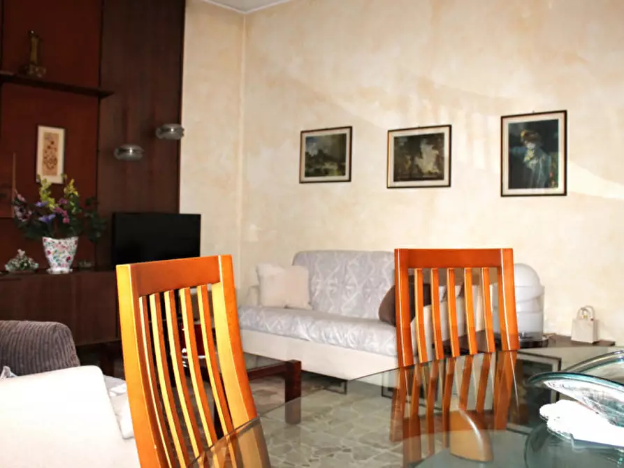Immagine 26 di Appartamento in vendita  in Via Dante Alighieri 17 a Cernusco Sul Naviglio