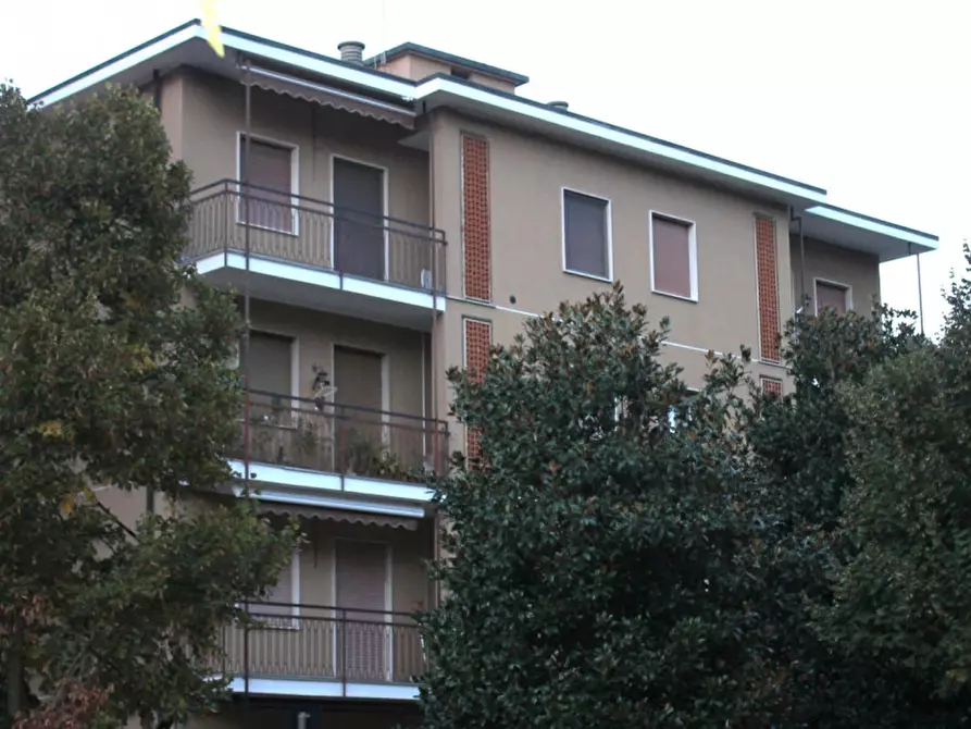 Immagine 34 di Appartamento in vendita  in Via Dante Alighieri 17 a Cernusco Sul Naviglio