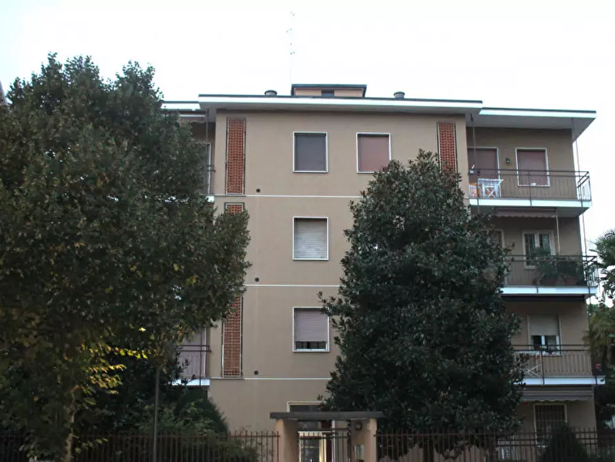 Immagine 36 di Appartamento in vendita  in Via Dante Alighieri 17 a Cernusco Sul Naviglio