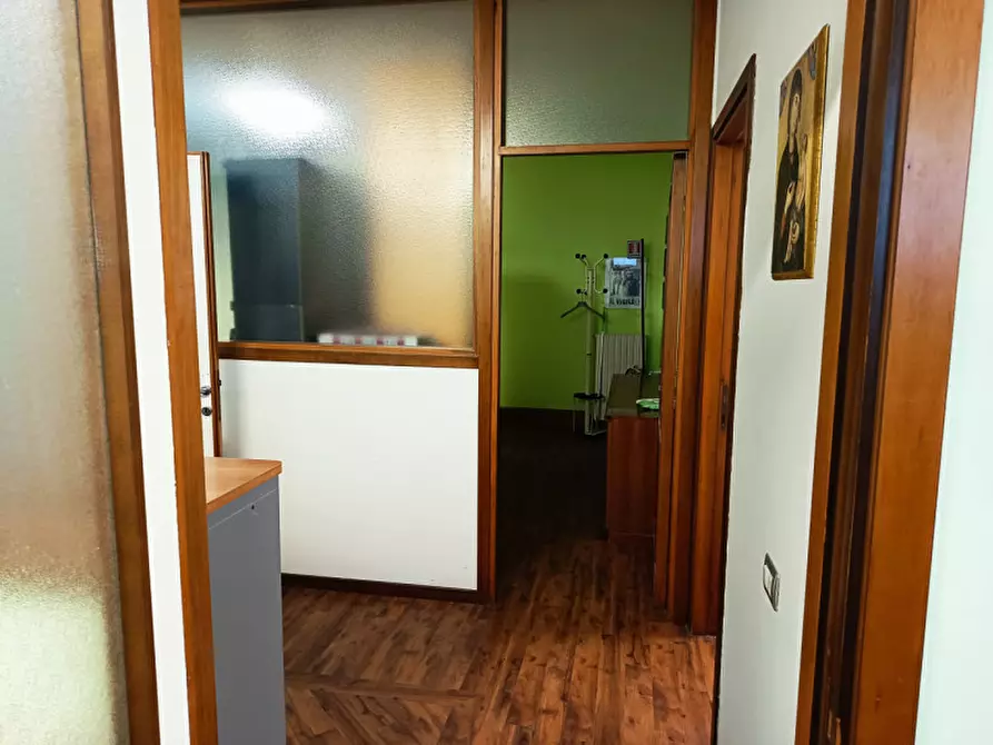 Immagine 5 di Appartamento in vendita  in Via Enrico Toti a Ancona