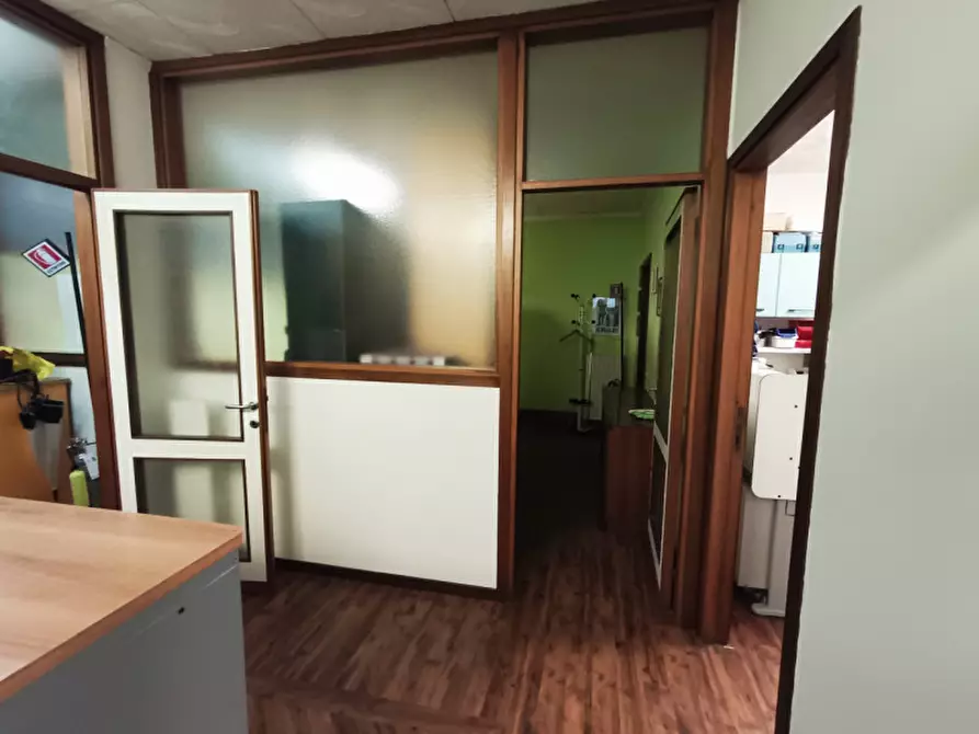 Immagine 7 di Appartamento in vendita  in Via Enrico Toti a Ancona