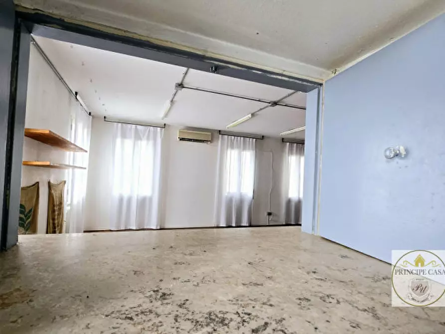 Immagine 17 di Attività commerciale in vendita  in via tormene a Baone