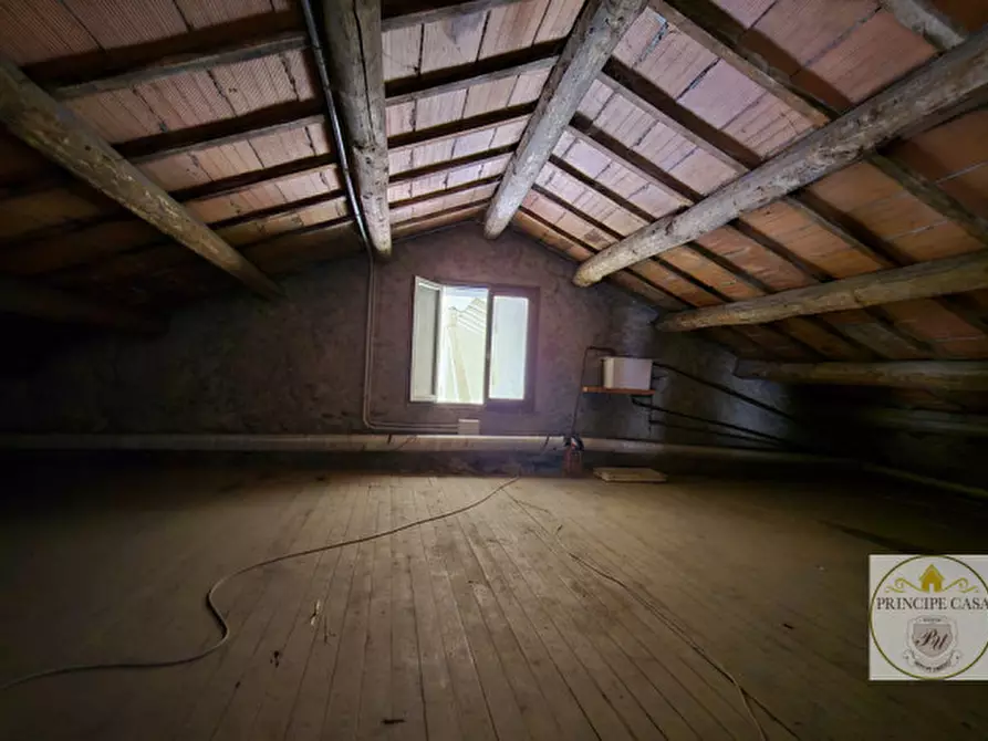 Immagine 37 di Attività commerciale in vendita  in via tormene a Baone