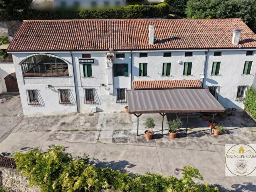 Immagine 43 di Attività commerciale in vendita  in via tormene a Baone