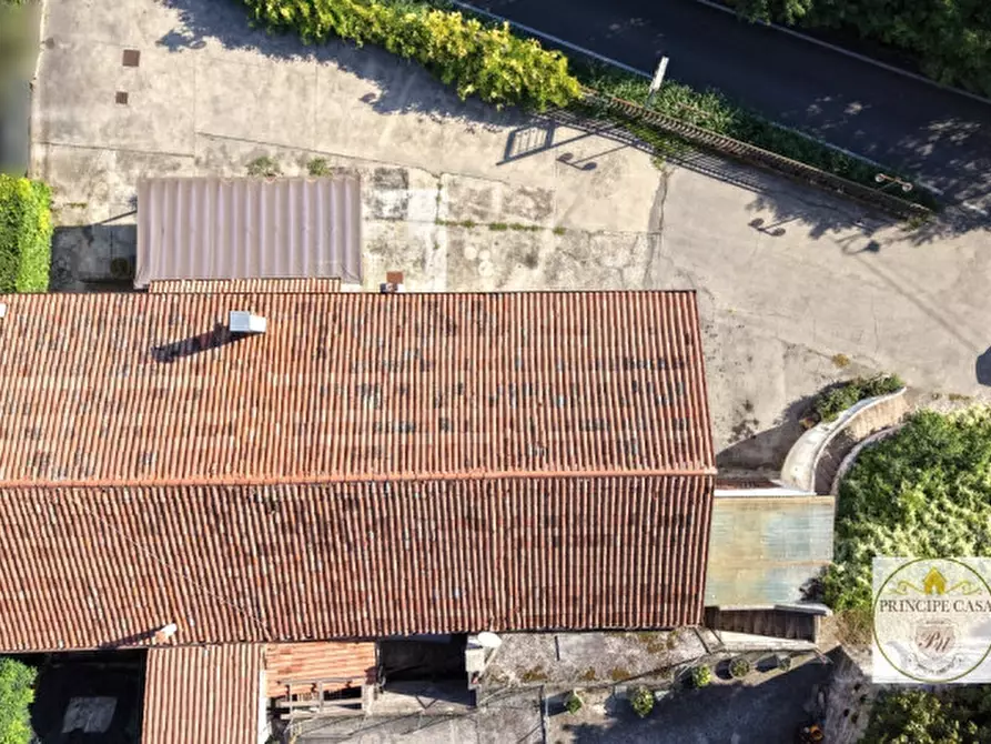 Immagine 45 di Attività commerciale in vendita  in via tormene a Baone