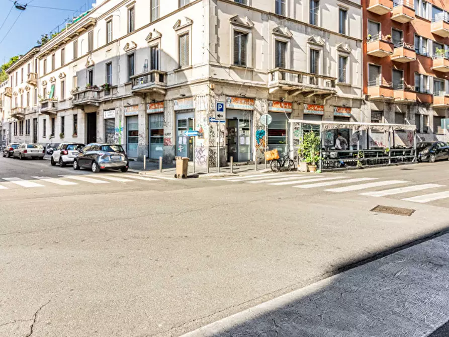 Immagine 21 di Attività commerciale in vendita  in Via Amatore Sciesa 18 a Milano