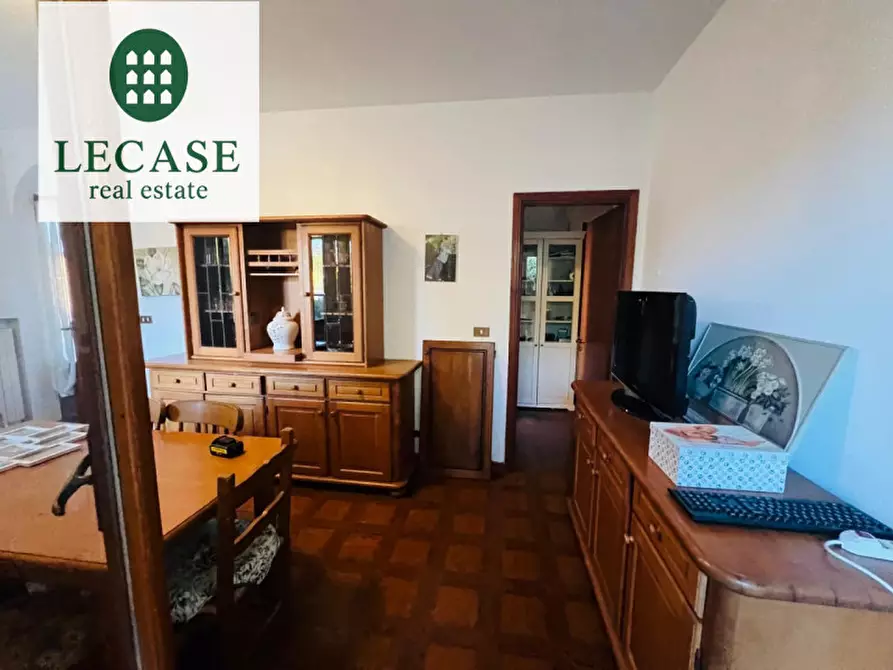 Immagine 6 di Villa in vendita  a Forte Dei Marmi