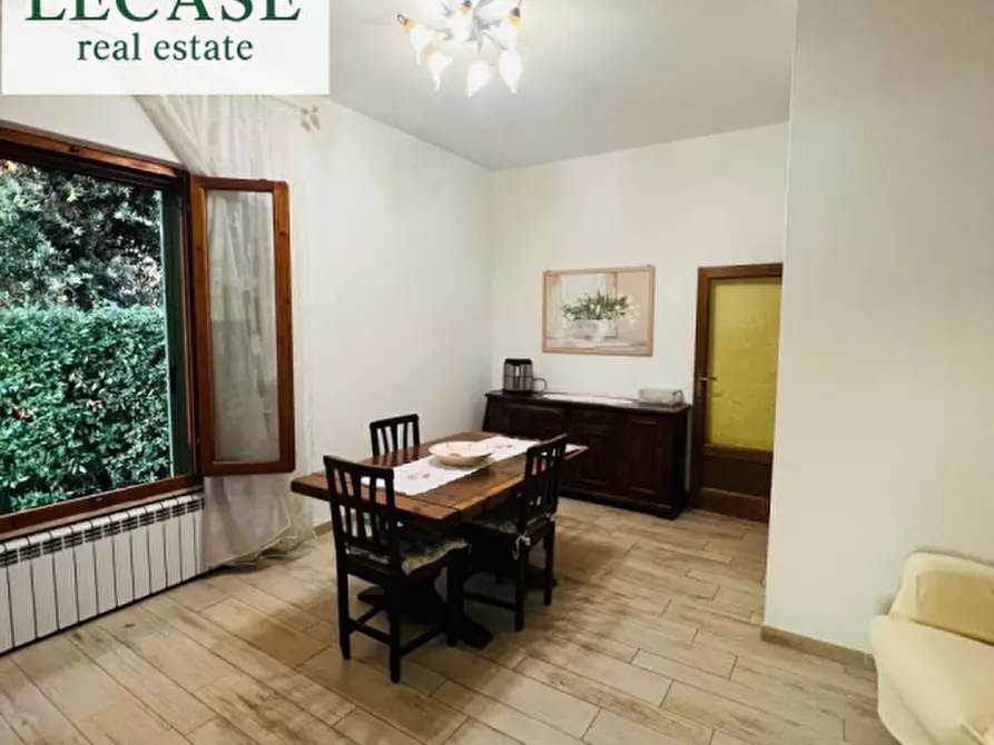 Immagine 12 di Villa in vendita  a Forte Dei Marmi