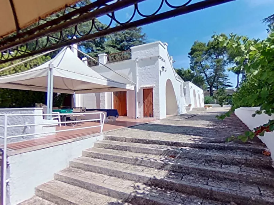 Immagine 11 di Rustico / casale in vendita  in Viale Toledo a Fasano