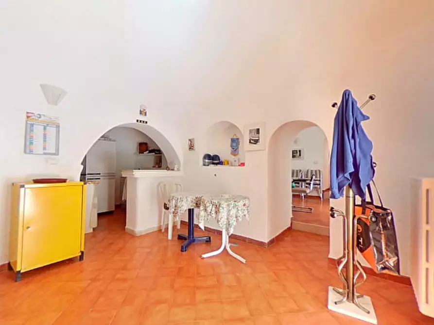 Immagine 28 di Rustico / casale in vendita  in Viale Toledo a Fasano