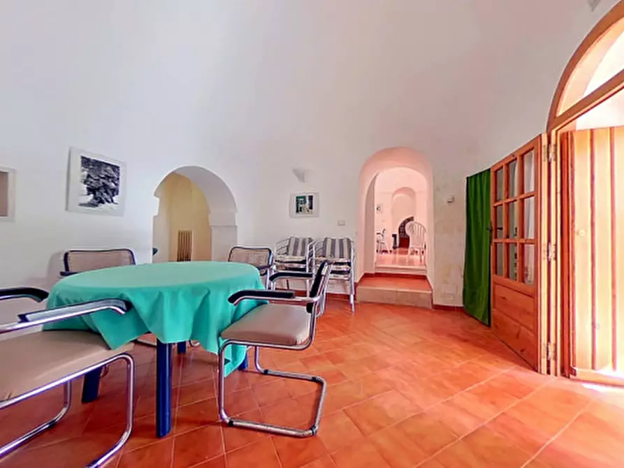 Immagine 31 di Rustico / casale in vendita  in Viale Toledo a Fasano