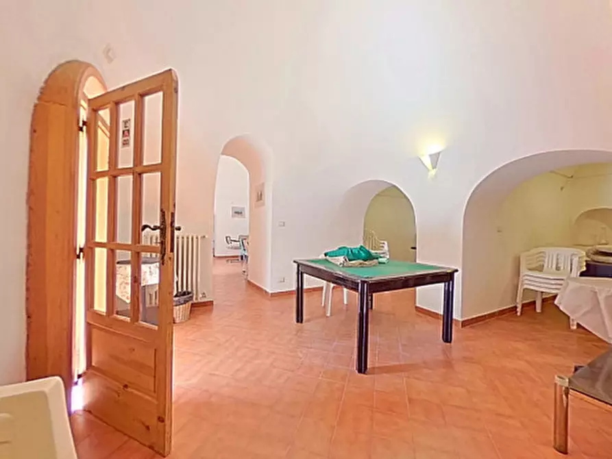 Immagine 41 di Rustico / casale in vendita  in Viale Toledo a Fasano