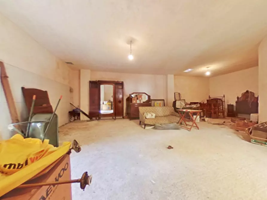 Immagine 48 di Rustico / casale in vendita  in Viale Toledo a Fasano